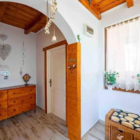 Case de vacanță Casa Luminoasa Cu Poveste Sulina